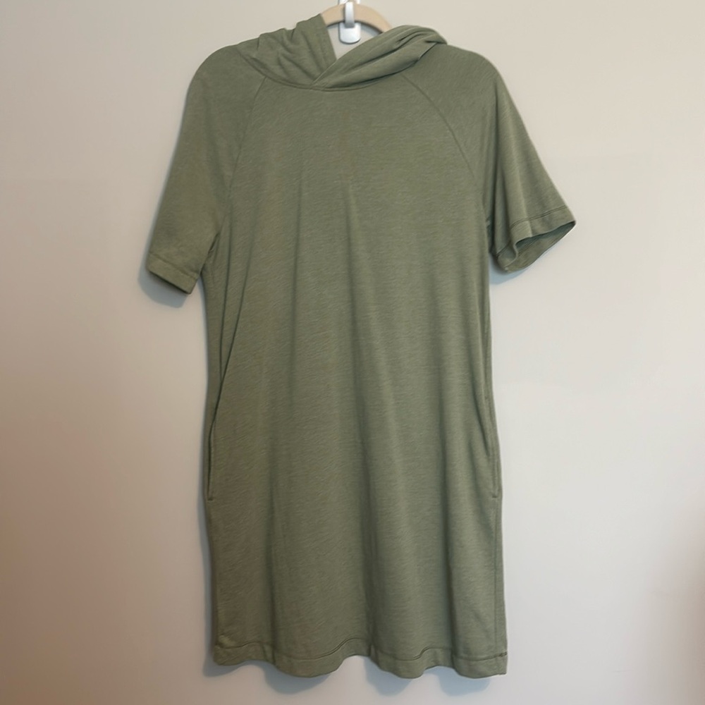Women’s Lou & Grey Cozy Dress Sage Green M Medium